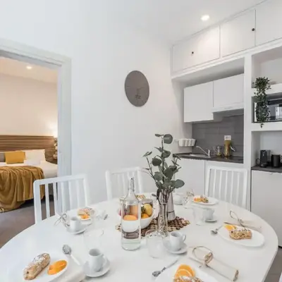 The Best Rent - Two-bedroom apartment in Colosseum area