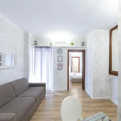 Domus Augustea - 2 Floor