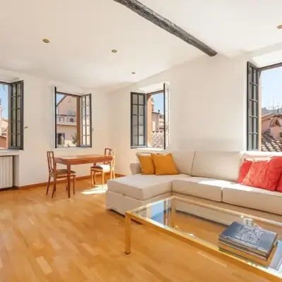 Piede Charming Apartment