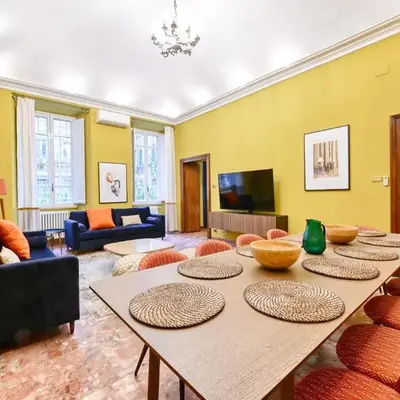Elegant oasis among the Vatican and Via del Corso