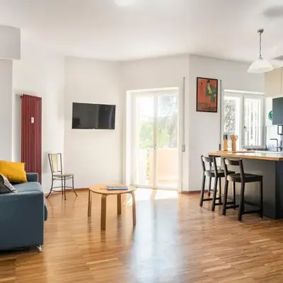 Cozy flat 2 bedrooms 2 bathrooms with balcony