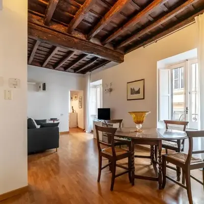 GuestHost - Piazza di Spagna Classy Apartment
