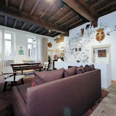 The Eclectic Home of Collector - Navona Square