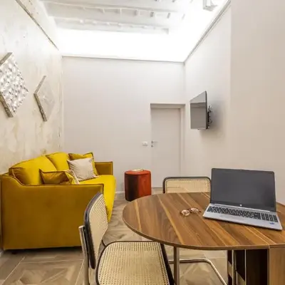 Daplace - Elena Apartment