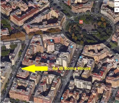 a map of the hong kong house at Re di Roma House in Rome