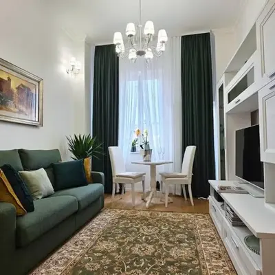 Val's Vatican Wall Apartment