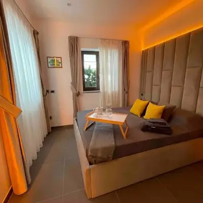 JOIVY Exclusive 2-Bedroom Villa with Private Garden - 5 minutes from the Colosseum