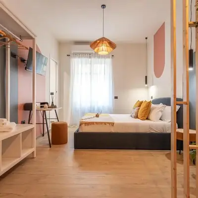 YCH-Ambra Apartments a San Giovanni