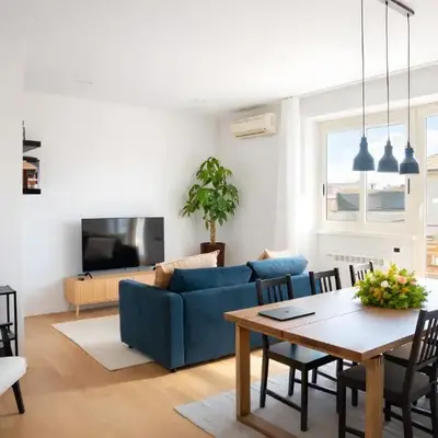 Sunny Monteverde Apartment - Near Trastevere by RHR