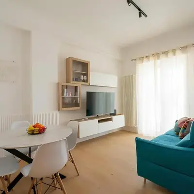 The Ciccins Apartment in Rome by Hostand