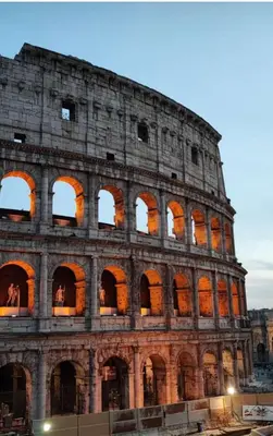 a large elliptical building with many arches at archi gianicolensi apartment in Rome