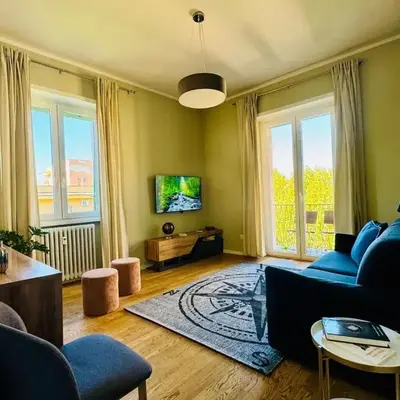 The 7th Apartment