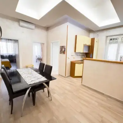 Lollo House