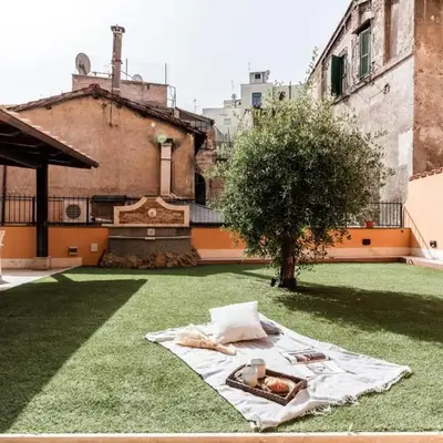 The Best Rent - Peaceful oasis with garden near the Colosseum