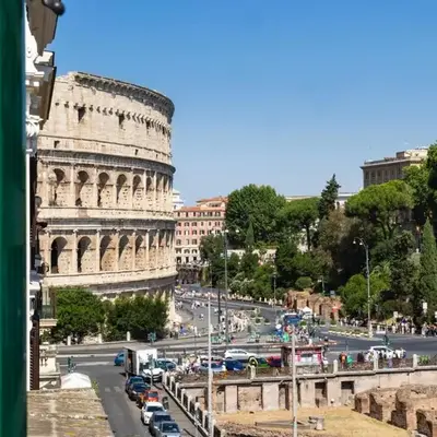 Alma at Colosseum Luxury Apartment with View
