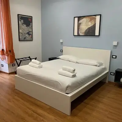 MNC House Roma