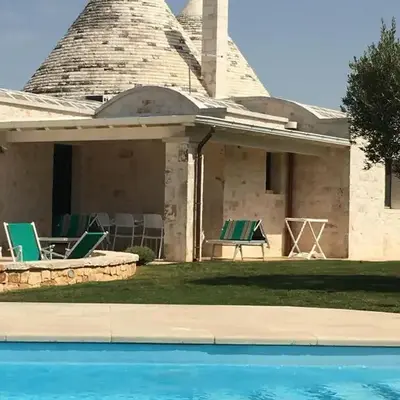 Trullo Amato with exclusive pool