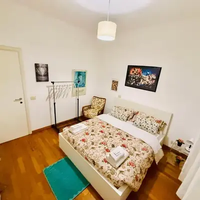 TURATI ROOMs