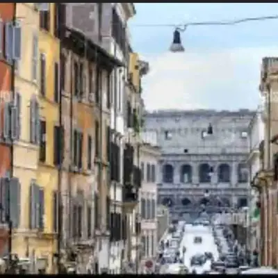Walking in the center of Rome