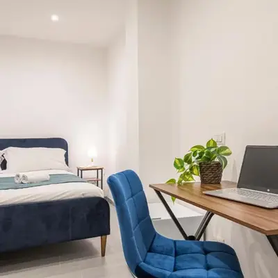 Pallaro 6 room