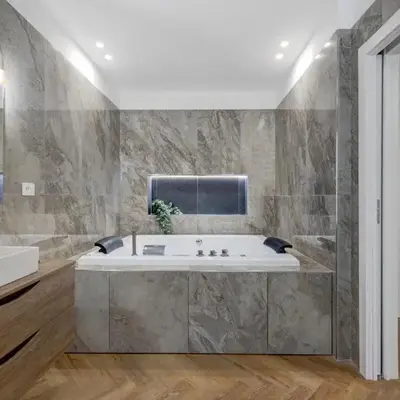 Piazza Mazzini Suite con Vasca Idromassaggio