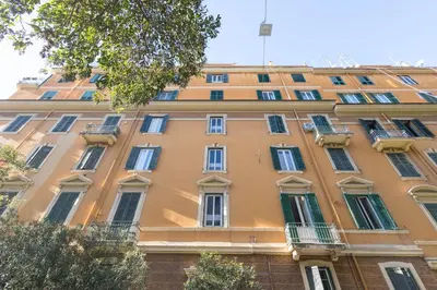 a building in the city of paris at Rome Capital Apartments in Rome