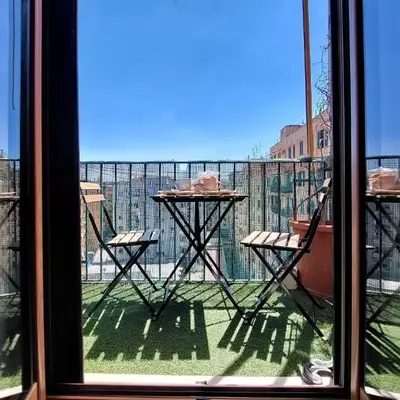 Stazione Trastevere 3BR Flat by Flatinrome