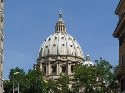 a building with a dome on top of it at B&b Il Sampietrino Dei Cavalleggeri in Rome