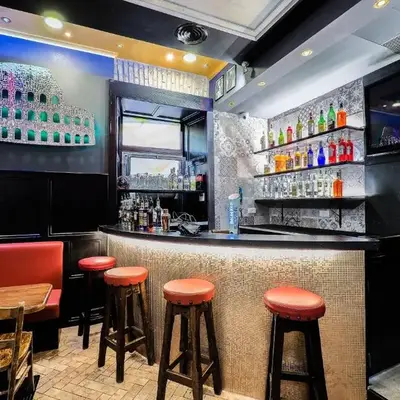 Alessandro Palace & Bar