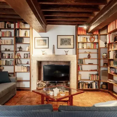Domus Quiritum Charming