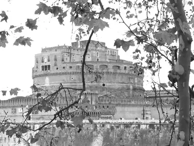 a black and white photo of a large building at B&B Blueberry Rooms in Rome
