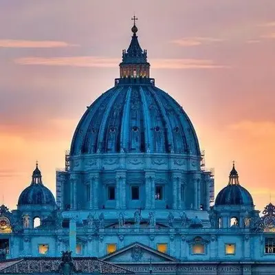 Lovely 5 min walk to Saint Peter Basilica
