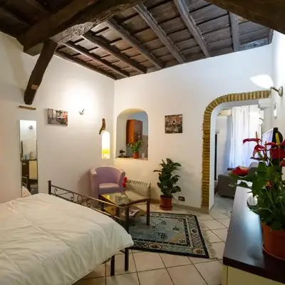 JUSTACASA alla SCALA Trastevere