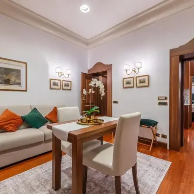 Pantheon Antique Suite