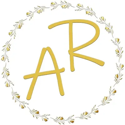 a and b wreath of olive branches and gold initials at Appartamento Remanton in Rome