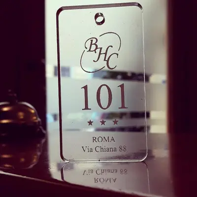 a glass object with the number on it at Hotel Coppede' in Rome
