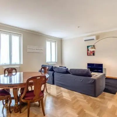Borgo Vittorio 2 bdr 2 bath St Peter's
